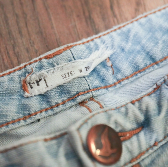 Free People Low Rise Ripped Light Jeans - Picture 3 of 5